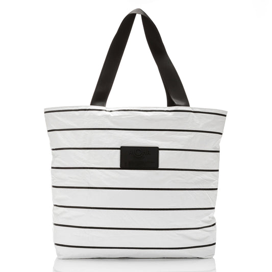 Pinstripe Day Tripper - Black / White