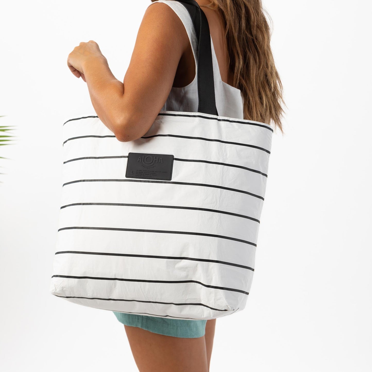 Pinstripe Day Tripper - Black / White