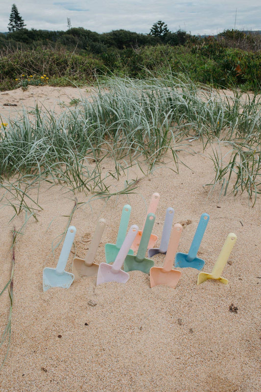 Little diggers beach spade