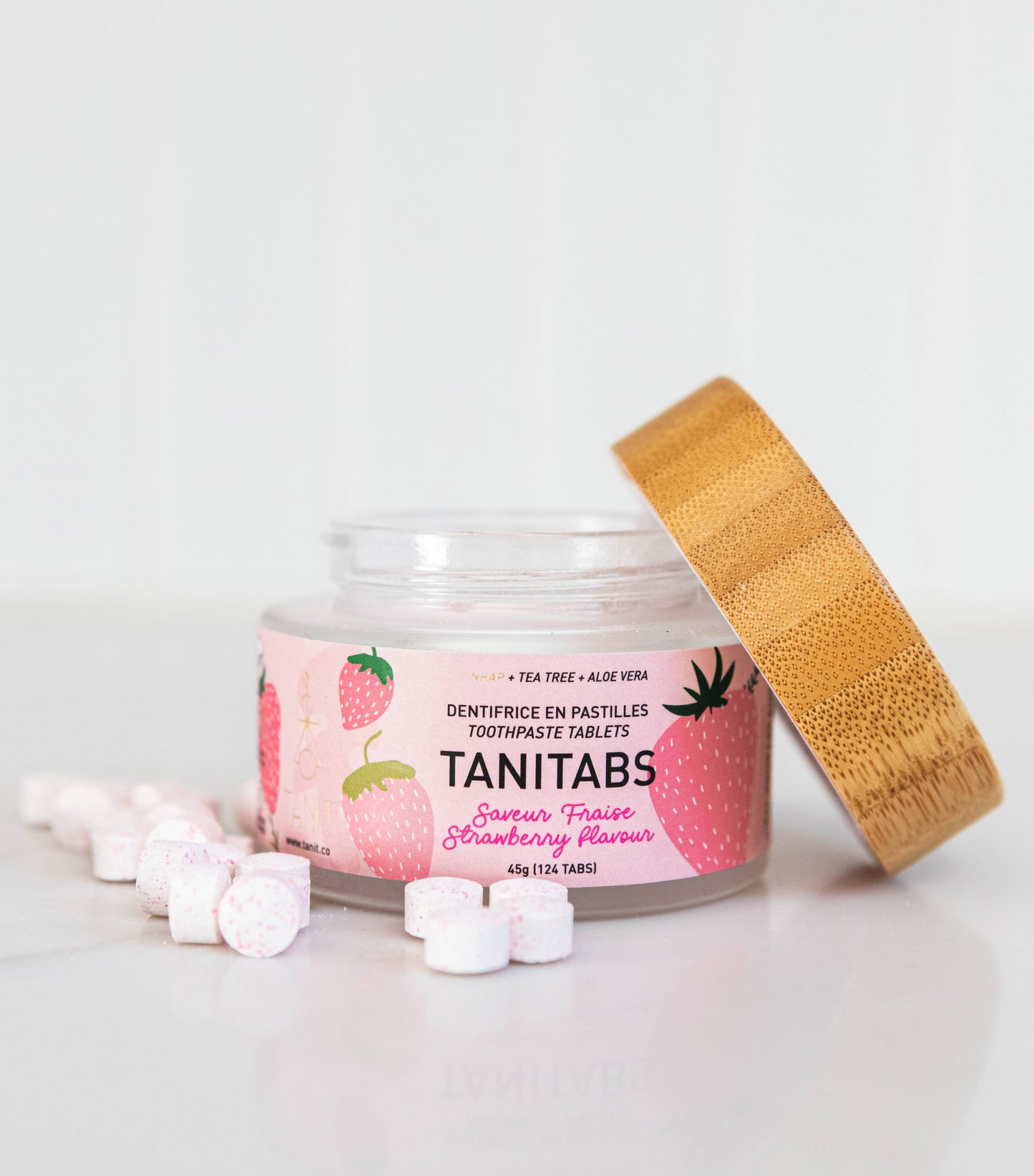 Strawberry Toothpaste Tablets - Reusable jar - 124 tablets