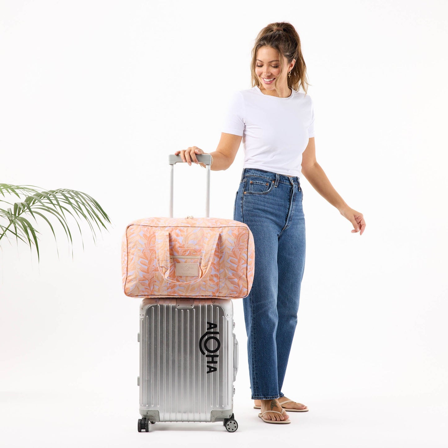 Lei Stand Weekender - Peachy