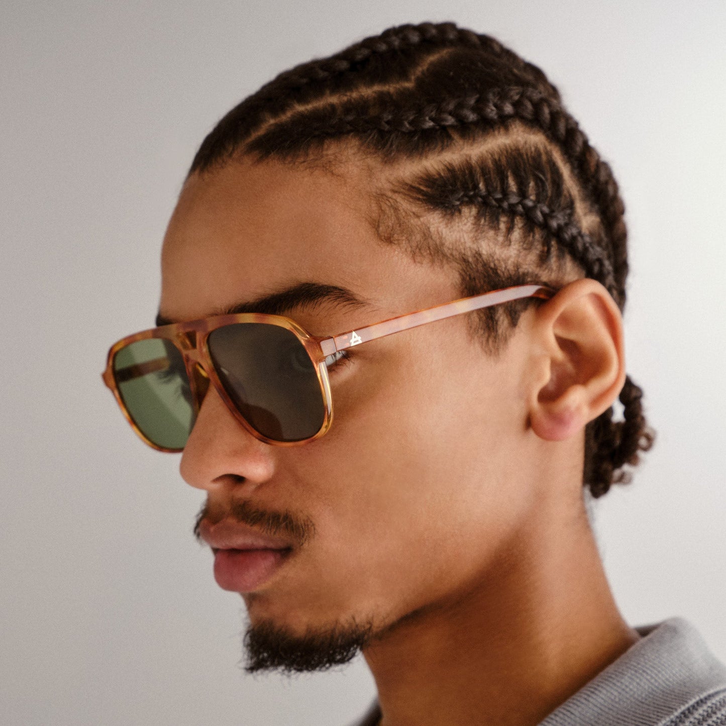 Monoceros - Vintage Tort Khaki Tint