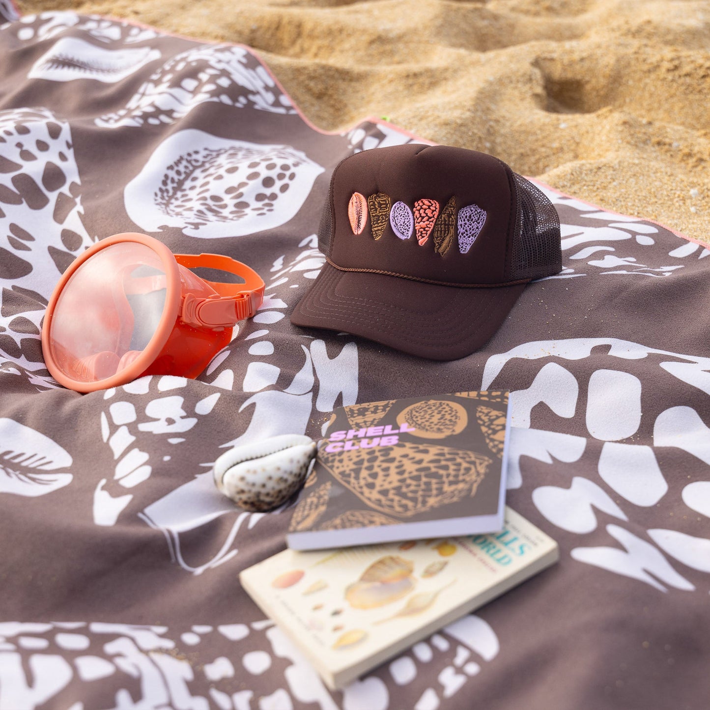 Shell Club Notebook - Coconut