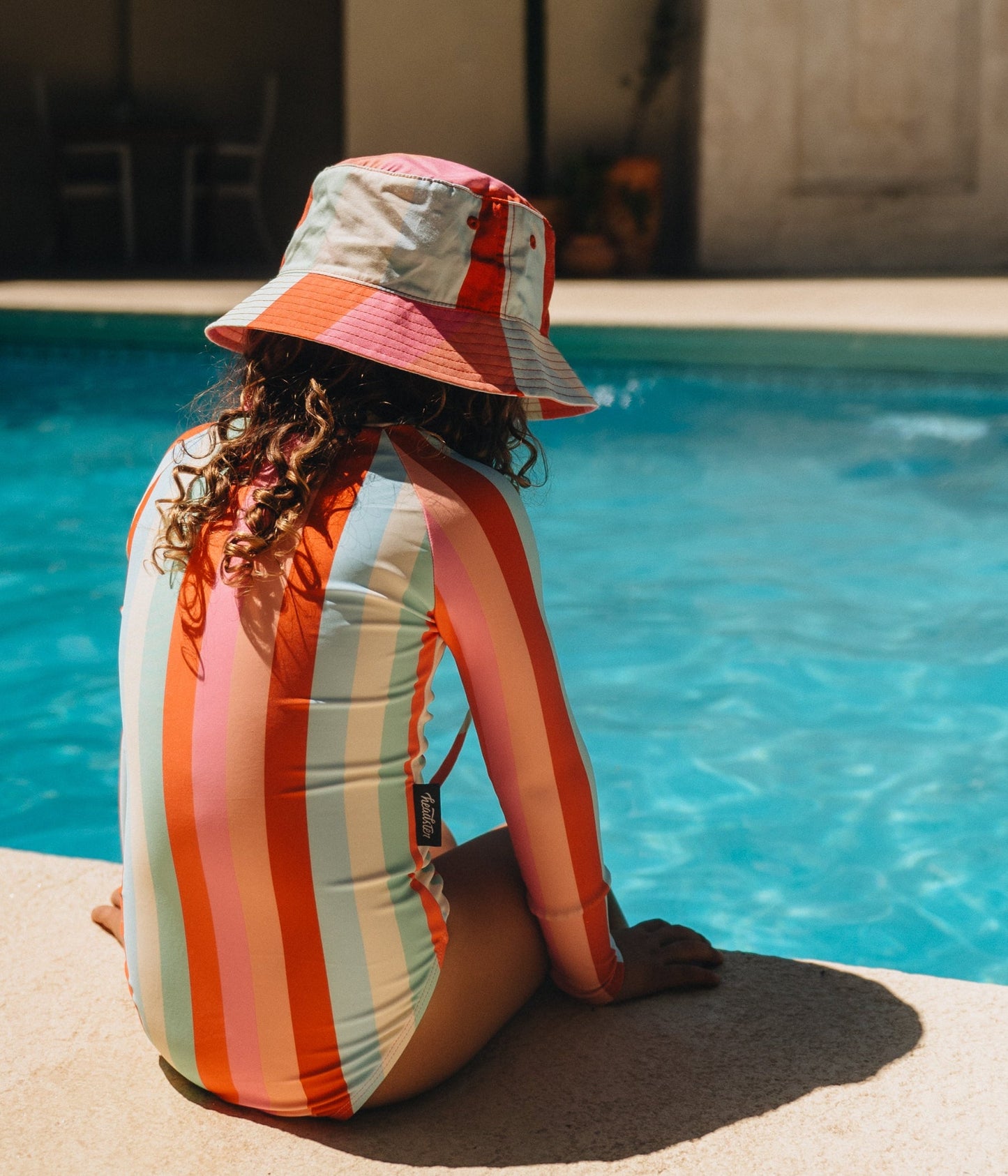 Vertical Delight Bucket Hat - Bubble Gum