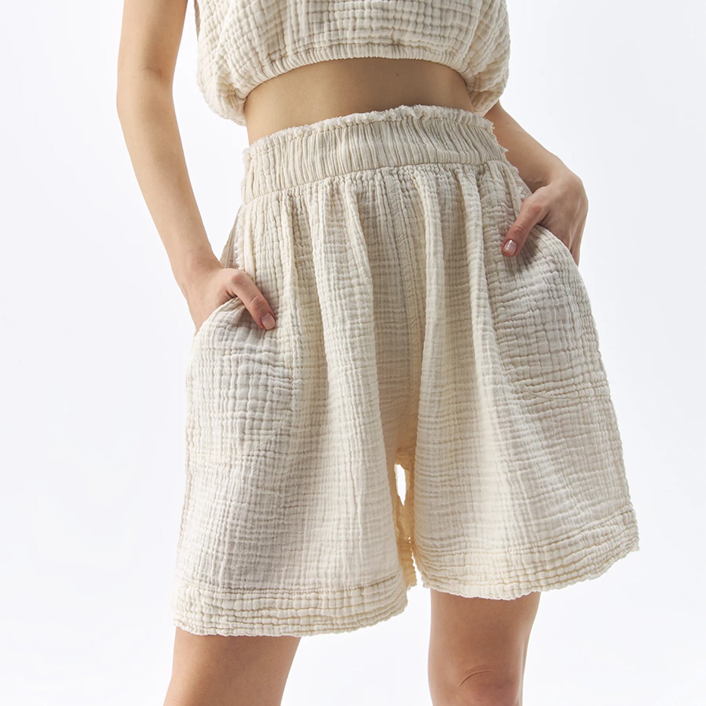 Crinkle Relaxed Shorts - One Sized - Cream