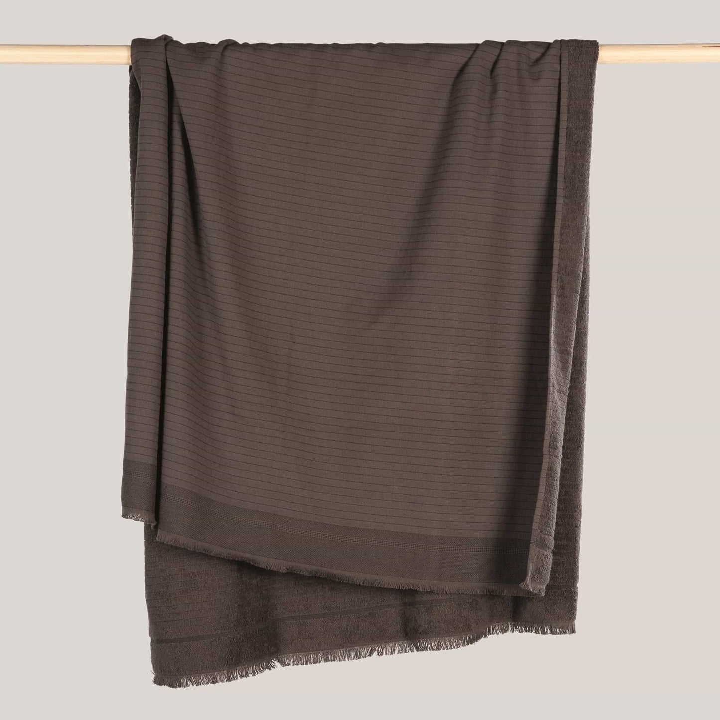 Leo Terry Towel - Charcoal