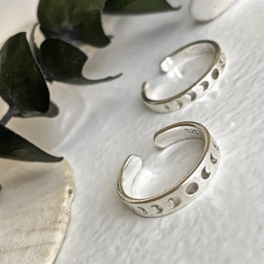 Synodic Moon Phase Sterling Silver Toe Ring