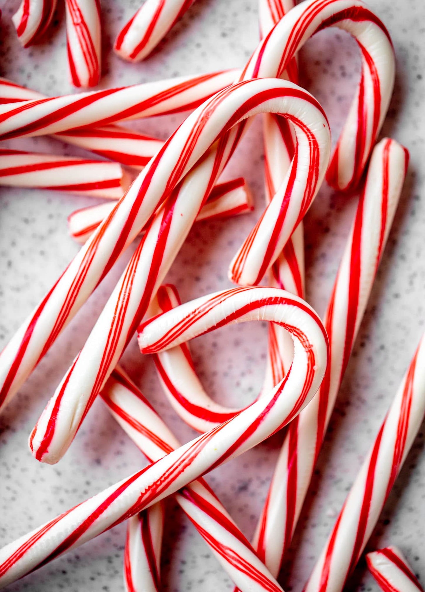 Candy Cane - Wood Wick Soy Candle