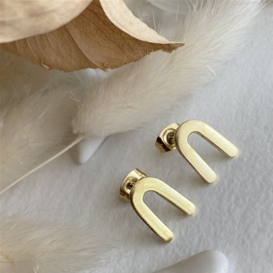 Eero Raw Brass Arch Stud Earrings
